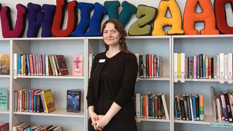 Rebecka Johansson, skolbibliotekarie på Internationella Engelska Skolan i Staffanstorp