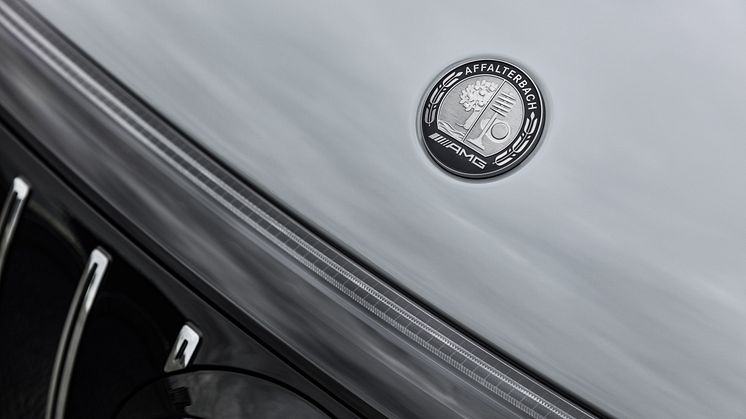 Mercedes-AMG EQE SUV