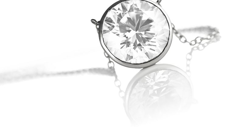 Hvid diamant, lot 449.jpg