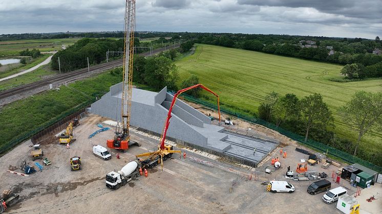 CGI of bridge under Midland Main Line in Radlett, SEGRO.jpg