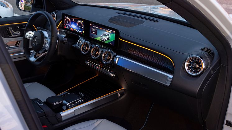 EQB från Mercedes-EQ
