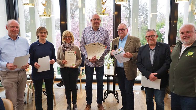 Zoo Leipzig: Übergabe der Patenbriefe an Einzelpaten - Foto Helge-Heinz Heinker