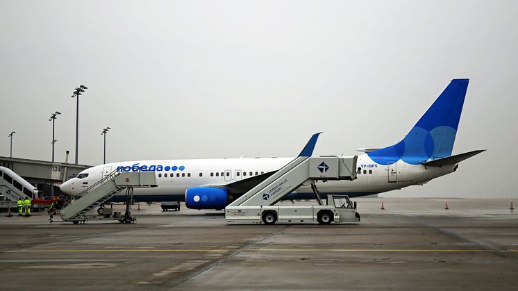 Der Erstflug der Pobeda landete am 16. April um 14.39 Uhr auf dem Rollfeld des Flughafens Leipzig/Halle