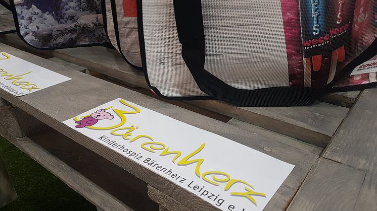 Toom Baumarkt sammelt erneut für Bärenherz: Spendenaktion auf der Messe Haus-Garten-Freizeit