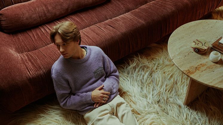 Vilhelm Buchaus överraskar med rocksingeln 'Snow In The Summer' från kommande debut-EP