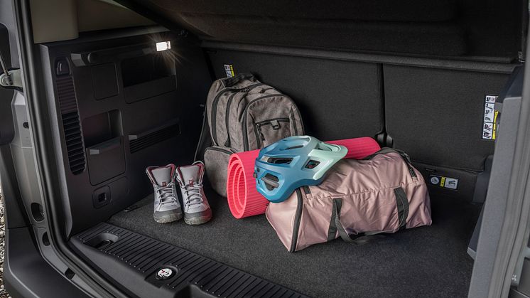 2024_FORD_E-Tourneo_Courier_39.jpg