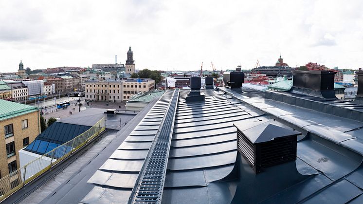 Takåsarna över Östra Hamngatan 26, foto: Anders Nilsson