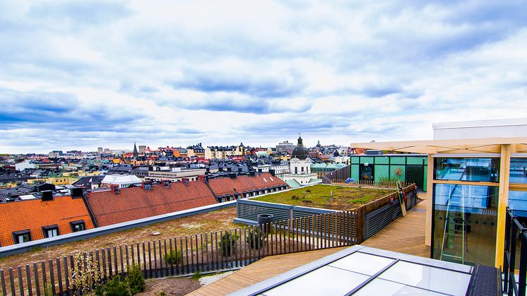 Takpaviljong, Sveavägen 44