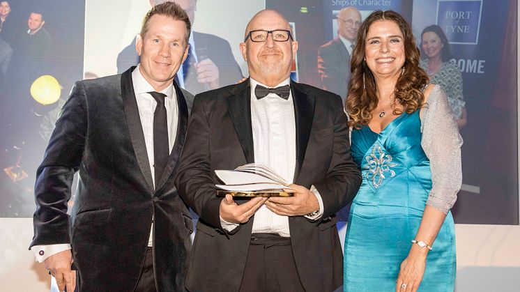 Two Fred. Olsen Cruise Lines' stalwarts receive coveted 'John Honeywell Award' at prestigious Wave Awards 2019
