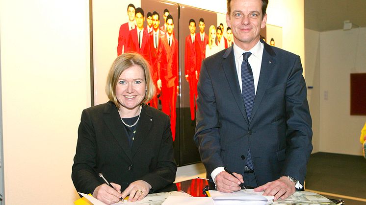 Vertragsverlängerung: art KARLSRUHE und Mannheimer Versicherung AG kooperieren weiterhin