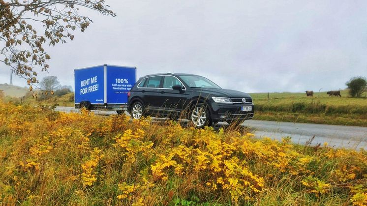 Et nyt partnerskab mellem havecenterkæden Billigblomsts afdeling i Næstved og Freetrailer, Danmarks største udlånsvirksomhed af gratis trailere, gør det endnu lettere at få potter, planter og kummer hjem. Foto: PR.