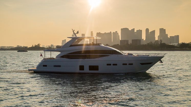 High res image - Princess Motor Yacht Sales - Princess 75 exterior low sun