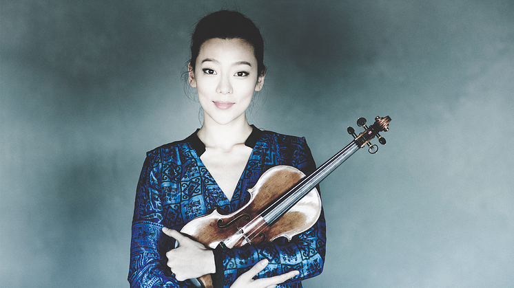 Virtuos violinkonsert på repertoaren när Clara-Jumi Kang spelar med Gävle Symfoniorkester