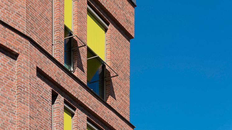 Hållbarhetshuset på KTH, närbild fasad. Foto: Antonius van Arkel. 