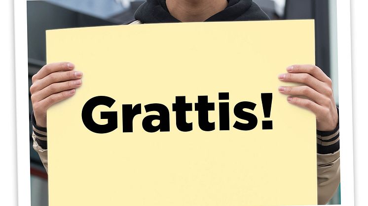 Göteborgs Stad påminner de unga förstagångsväljarna i kommunen om att rösta, genom ett vykort hem.