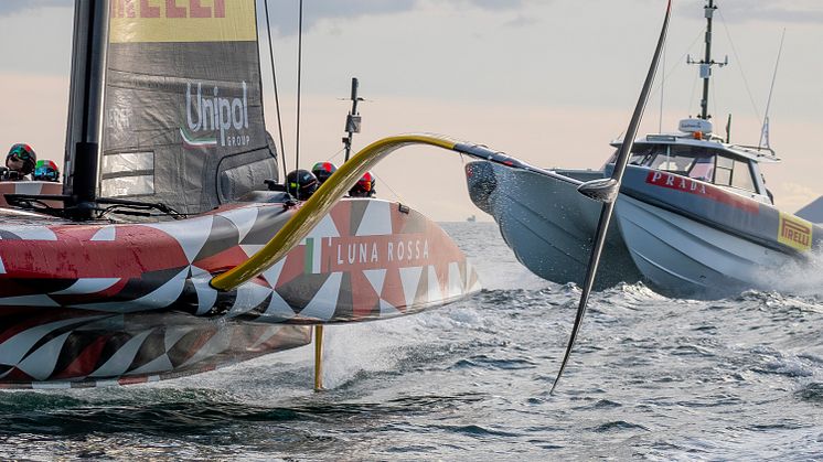 Garmin_Luna Rossa Prada Pirelli mit Garmin-Elektronik_Lifestyle 3 (c) Garmin Deutschland GmbH
