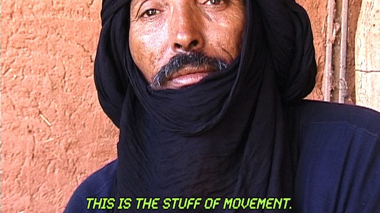 Ursula Biemann, 01_DESERT TRUCK TERMINAL, 02_DESERT RADIO DRONE, 03_INTERVIEW ADAWA, 07_IRON ORE TRAIN, 09_DEPORTATION PRISON LAAYOUNE ur Sahara Chronicle (2006-2007) Video, totalt 37 min.