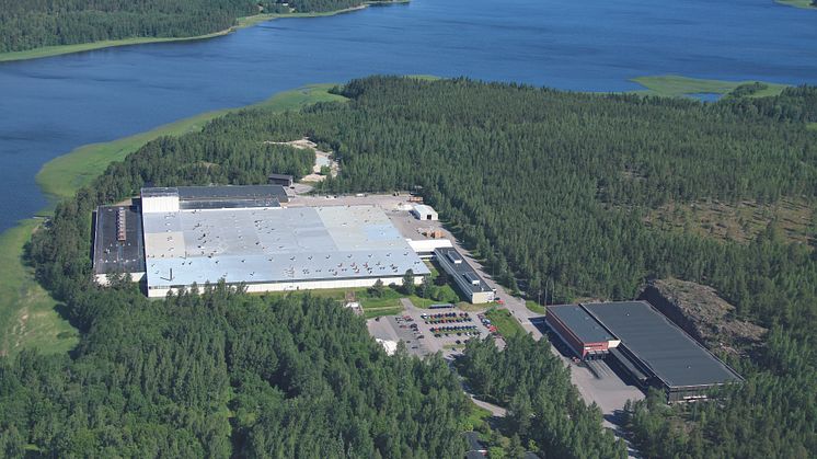 Tehdas keskellä luonnonsuojelualuetta