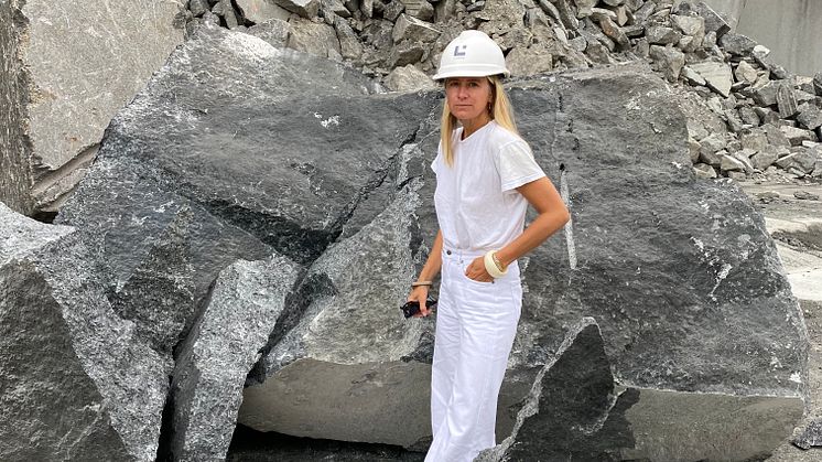 Celine is selecting pieces of stone for her concept store_Lundhs Real Stone quarry_photo_Envelope1976.jpg