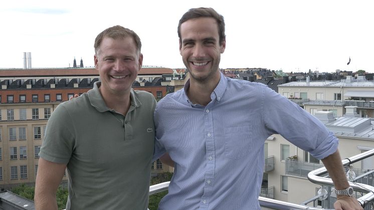 Mattias Malmström, VD på Mynewsdesk (vänster) och Matthieu Vaxelaire, nuvarande vd och medgrundare på Mention (höger).
