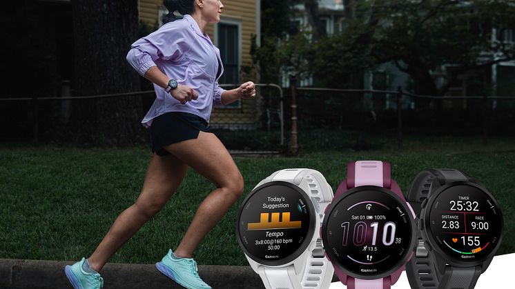 Lys din løbetur op med Garmin Forerunner 165 serien, brugervenlige GPS-løbe-smartwatches med livlige AMOLED skærme