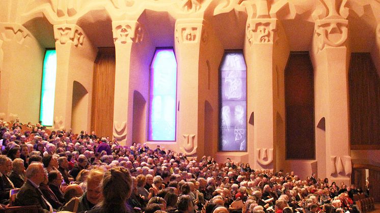 Saal Seitensicht k_ Sebastian Juengel