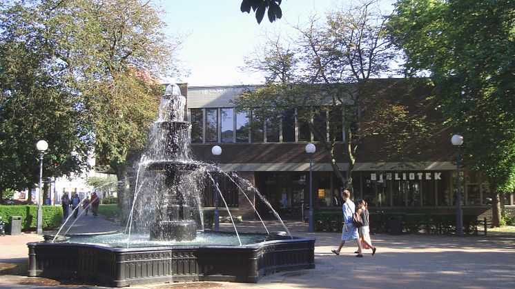 Helsingborgs stadsbibliotek i Stadsparken. Foto Jsdo1980, CC BY-SA 3.0