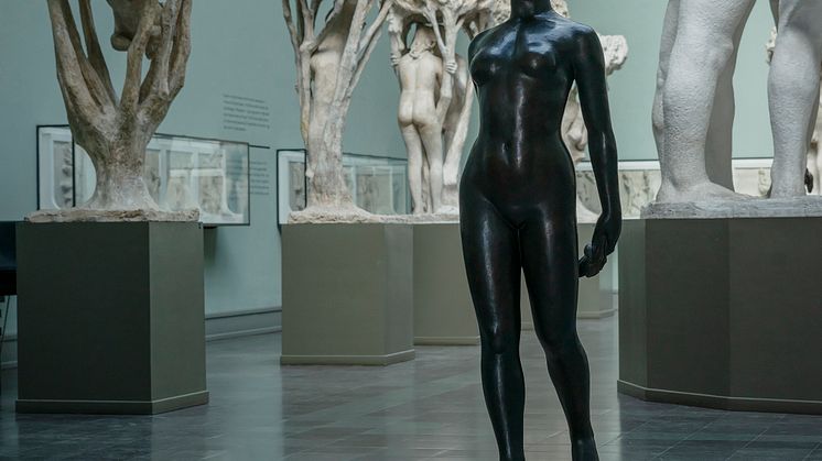 Fotokavalkade fra Vigelandjubileet. Her fra jubileumsutstillingen PARALLELLER. Gustav Vigeland og hans samtidige.(Carsten Aniksdal / Vigeland-museet)