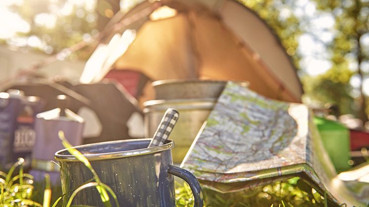 Hiltpoltstein: Cykeltur med camping langs Rhinen-Main-Donau-kanalen © GNTB/Jens Wegener