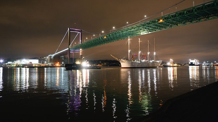 Barken Viking lämnar Göteborg