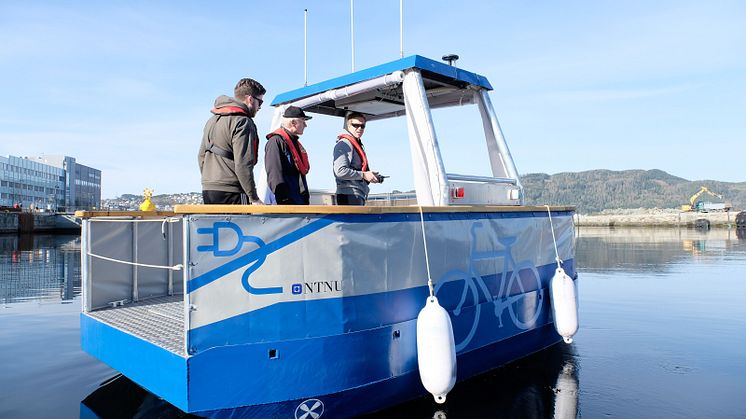 Det selvkjørende fartøyet milliAmpére testes nå ut i Trondheim sentrum ved hjelp av 5G. Foto: Kai Dragland, NTNU