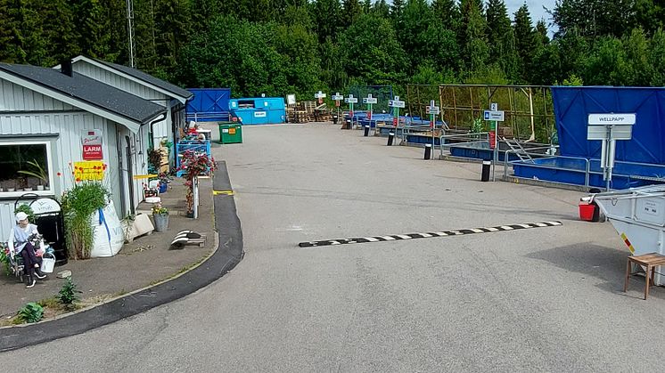Vy från VMAB:s återvinningsanläggning i Olofström, en av de anläggningar som öppnar för privatpersoner i Bromölla kommun.