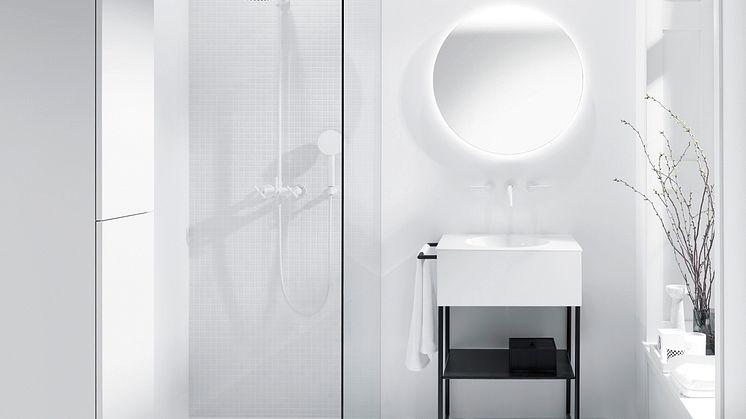 Coco von burgbad ist gemacht, um selbst kleine, urbane Räume mit einem anspruchsvollen Interior Design-Konzept zu gestalten. 
