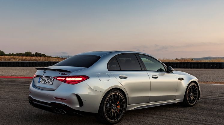 Mercedes-AMG C 63 S E PERFORMANCE 