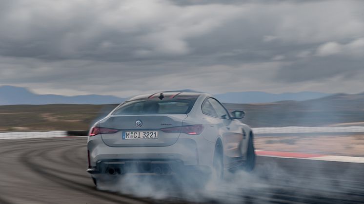 BMW M4 CSL