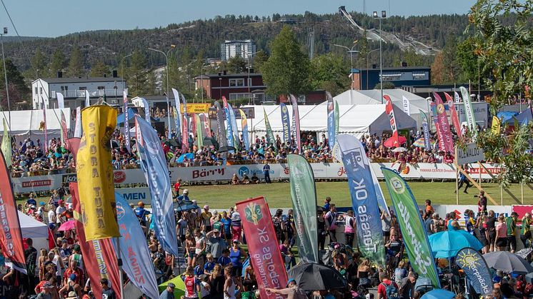 Klubbflaggorna vajade tätt under O-Ringen Höga Kusten 2018