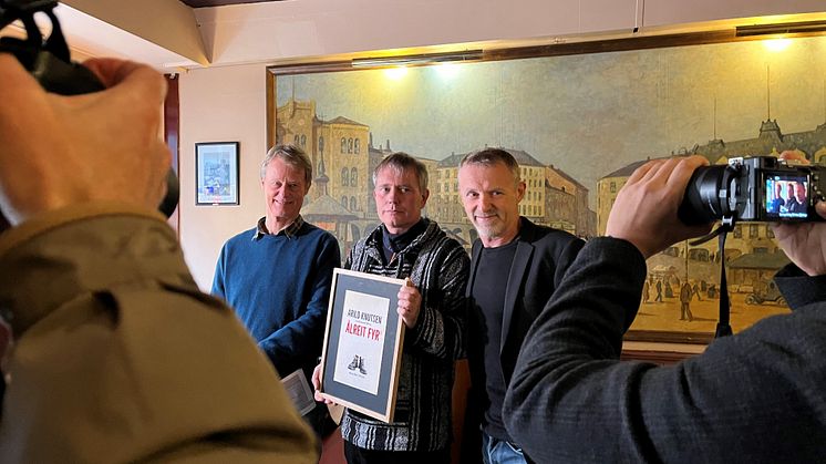 Fra venstre: Svein Wilhelmsen, Arild Knutsen og Jo Nesbø