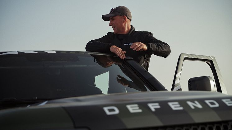DEFENDER_RALLY_STEPHANE_PETERHANSEL_01.jpg