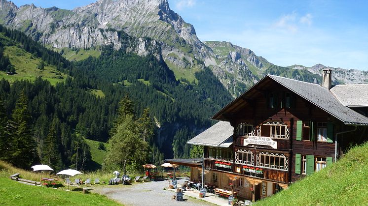 Hotel Waldrand Pochtenalp Aussenansicht 