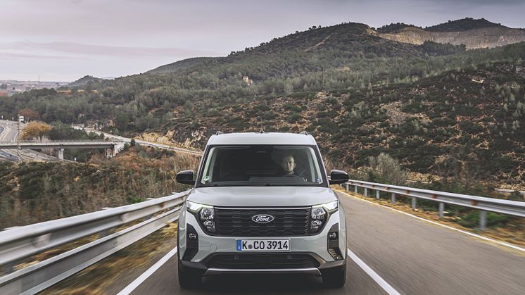 Transit Courier Cactus Grey (4)