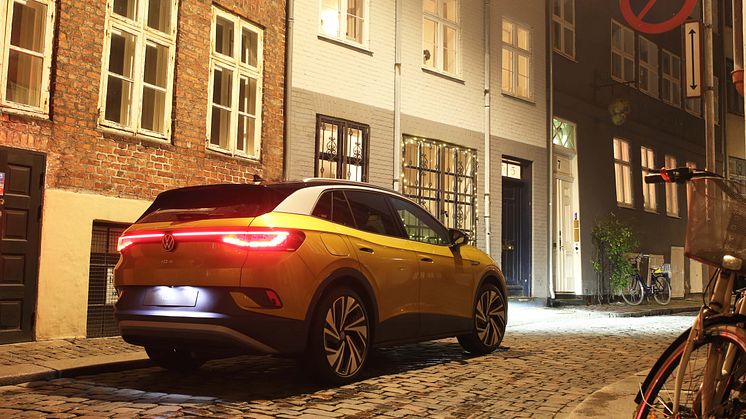 ID.4 er Volkswagens første 100 % elektriske SUV og forventes introduceret i Danmark til marts