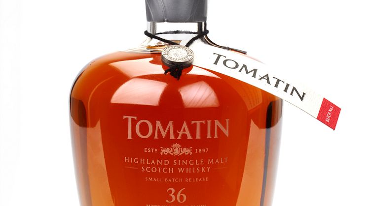 Tolv flaskor Tomatin whisky till Sverige 