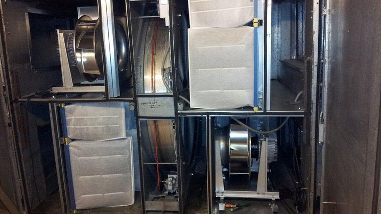Förbättrat luftflöde i skola med nya EC-kammarfläktar i gammalt ventilationsaggregat