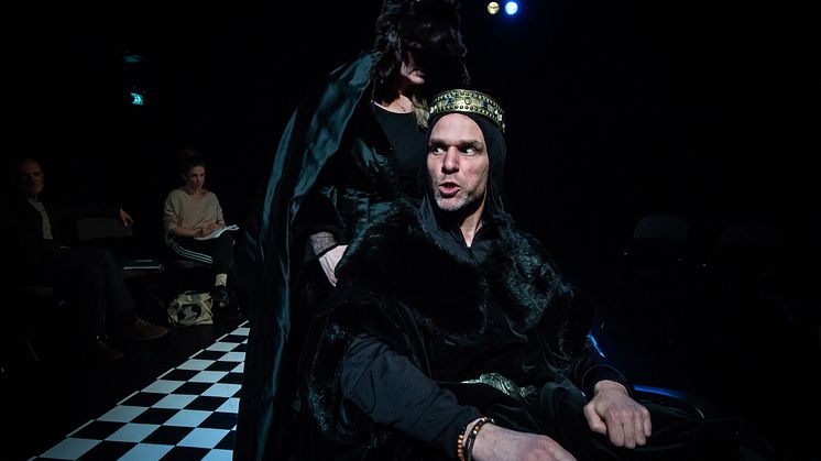 Teater Giljotin