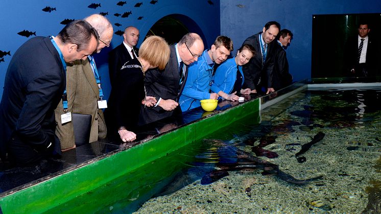HSH Prince Albert visits the attraction centre Polaria