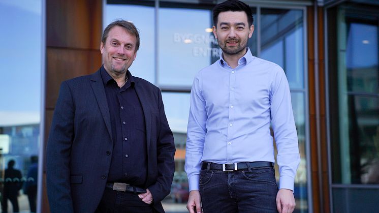 Chassis Autonomys mål är att bli "möjliggöraren" för autonoma fordon. I bild medgrundarna Peter Johansson (VD) och Thomas Li (CTO).