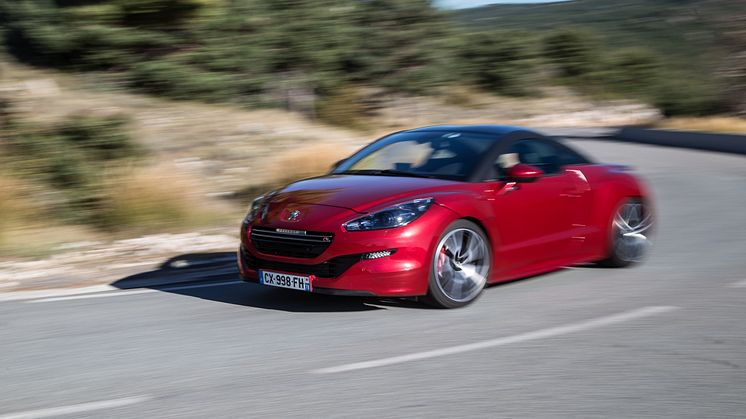 Peugeot RCZ R_01
