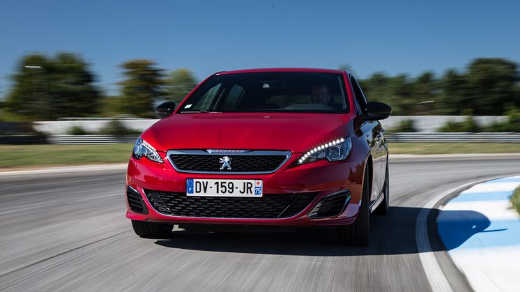 308 GTi by PEUGEOT SPORT på svensk mark