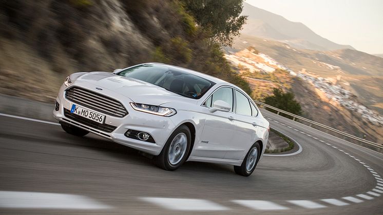 Ford Mondeo Hybrid