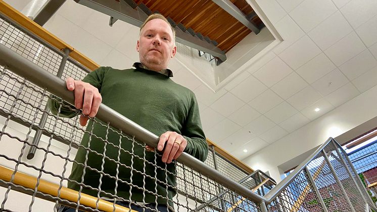Känslorna gör oss enkelspåriga i vårt sätt att tänka, säger professor Gustav Tinghög. Foto: Jonas Roslund.